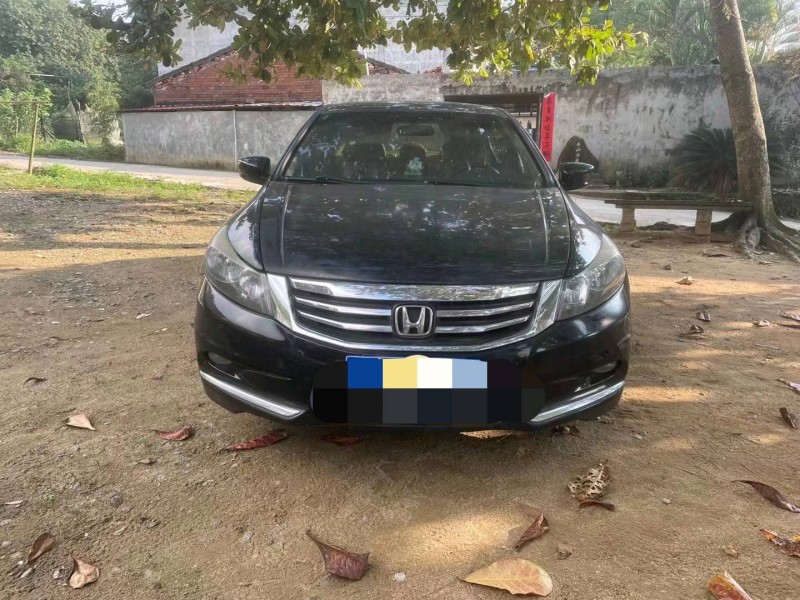 邢台13年本田雅阁8