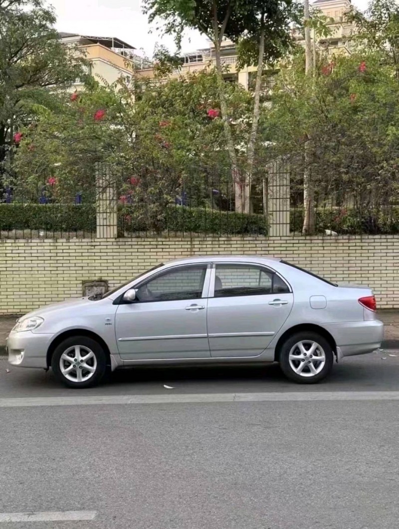 济南11年丰田花冠4