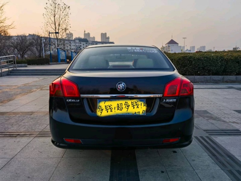 聊城13年别克凯越9