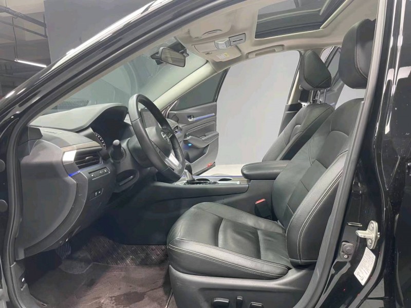 成都21年日产天籁4