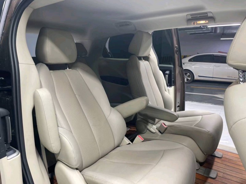 成都19年别克GL83