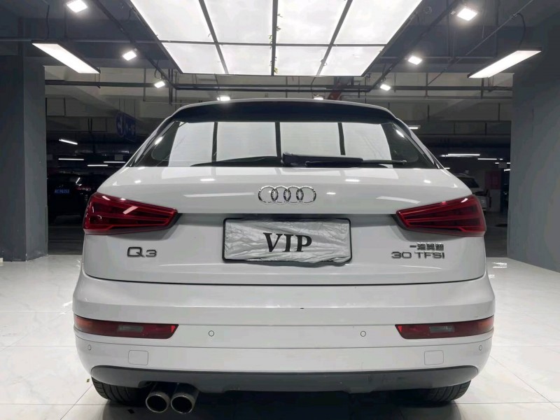 成都19年奥迪Q39