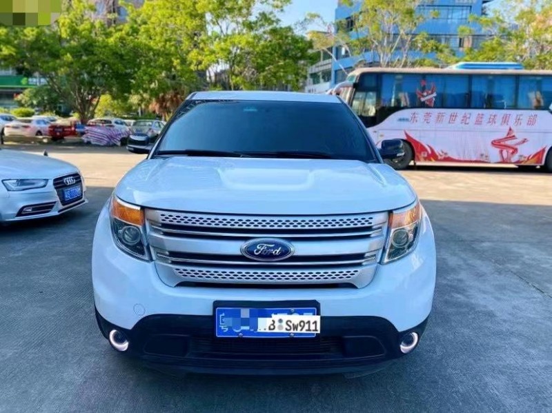 东莞15年福特探界者1