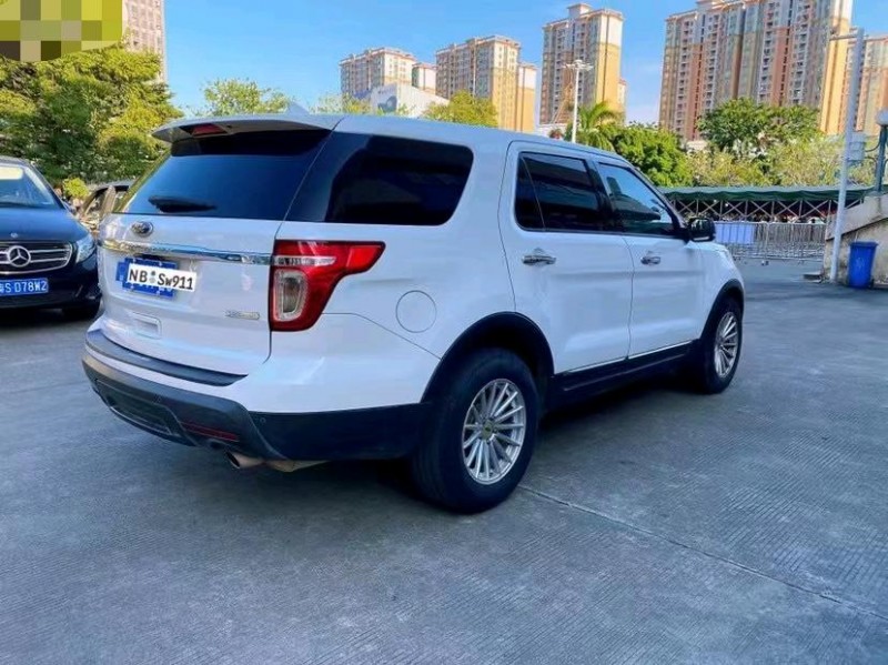 东莞15年福特探界者8