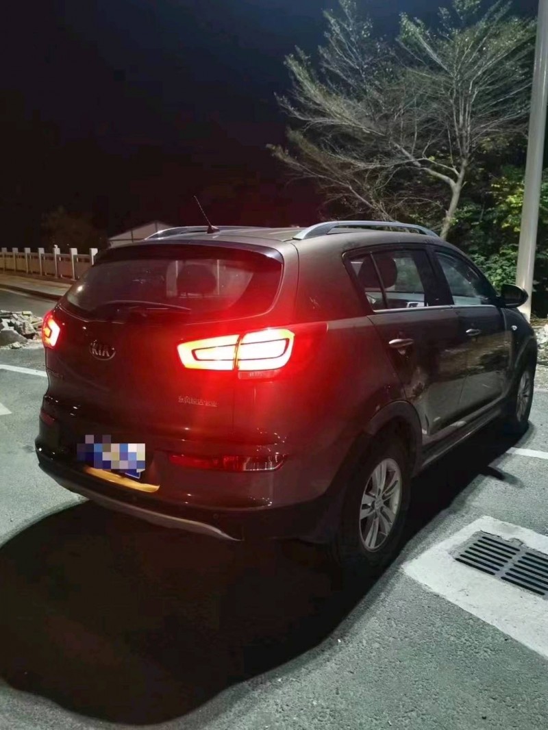 潍坊17年起亚智跑2