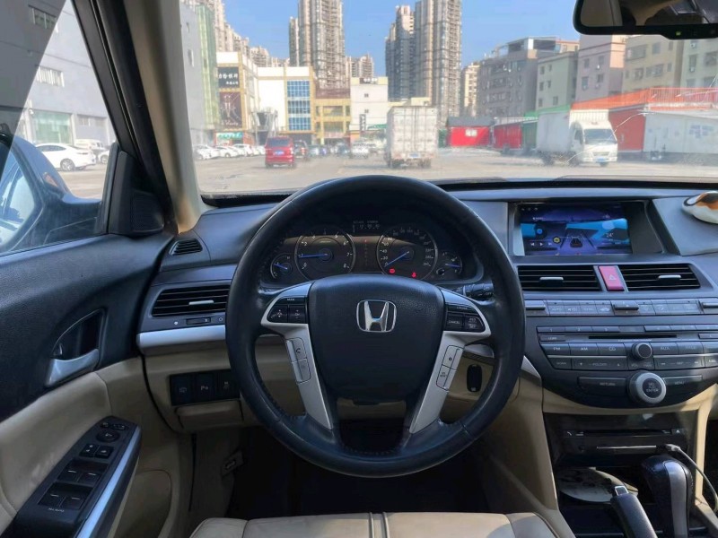 广州13年本田歌诗图5