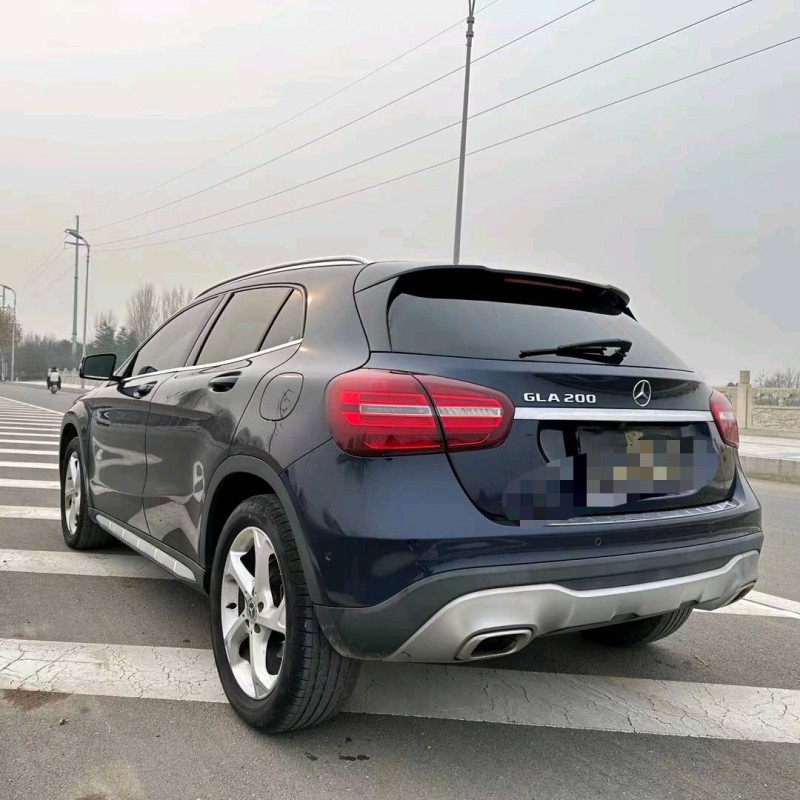 枣庄18年奔驰GLA9