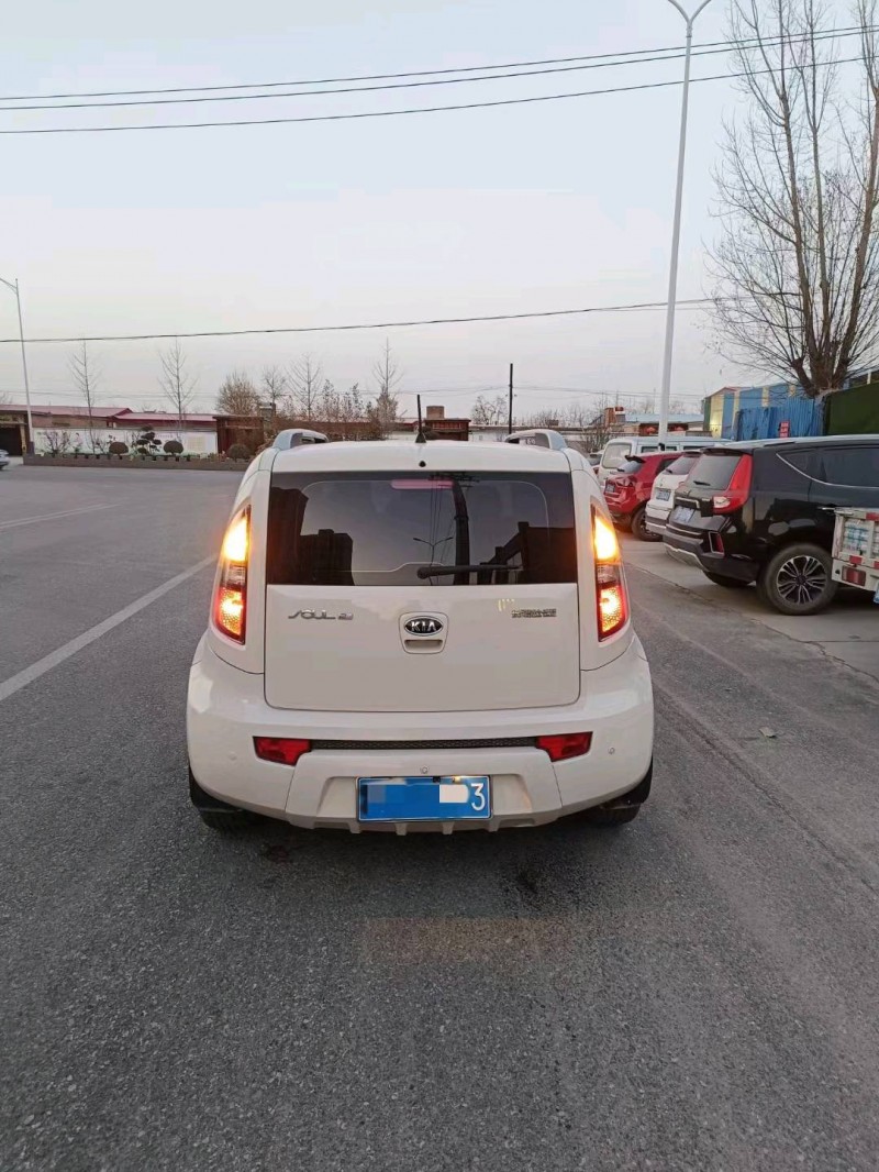 邯郸15年起亚秀尔2