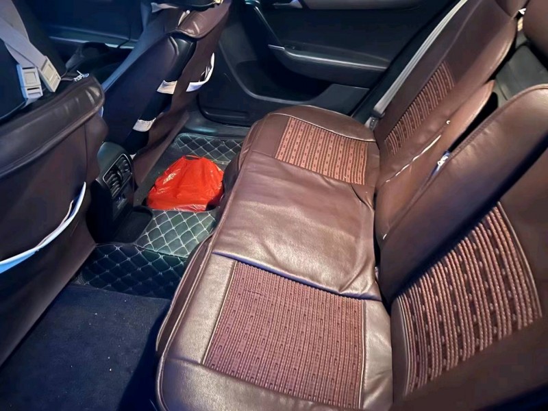 潍坊16年大众迈腾4