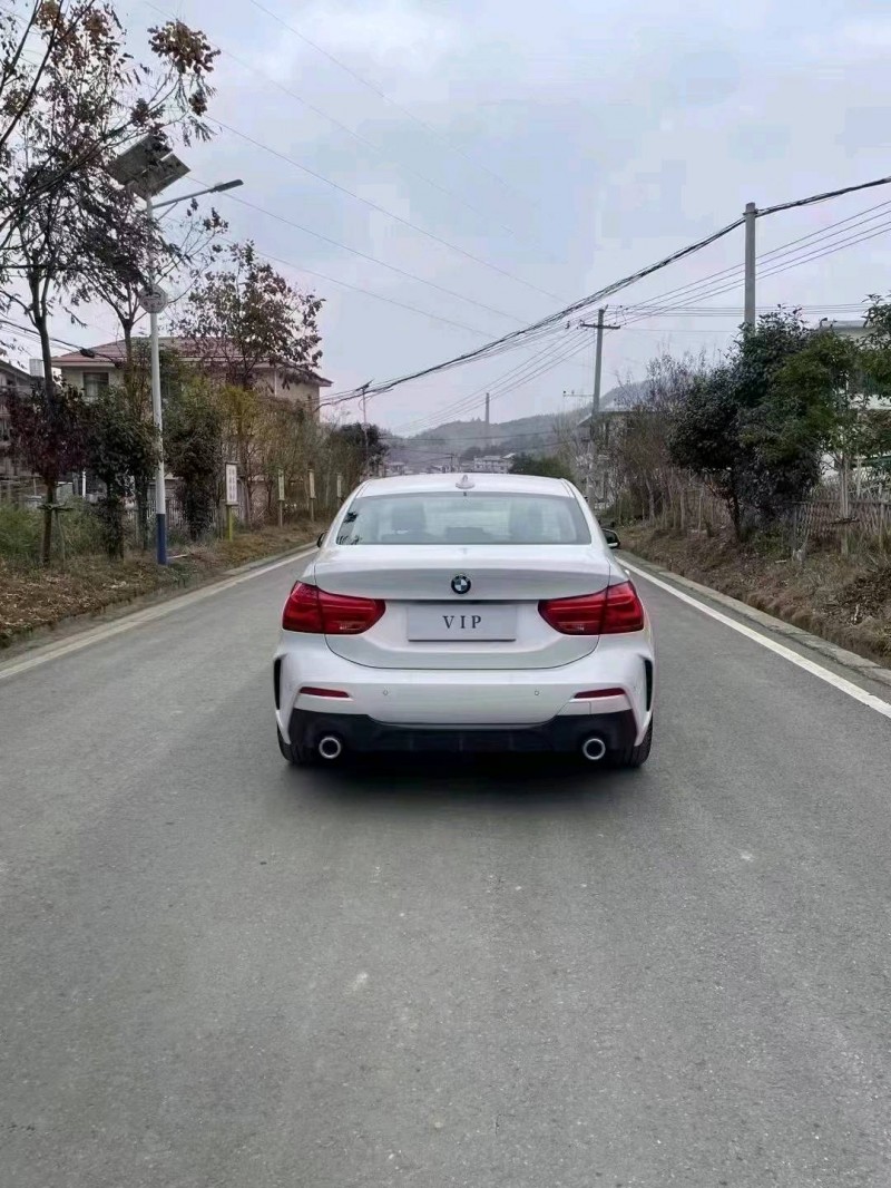 宜春22年宝马1系3