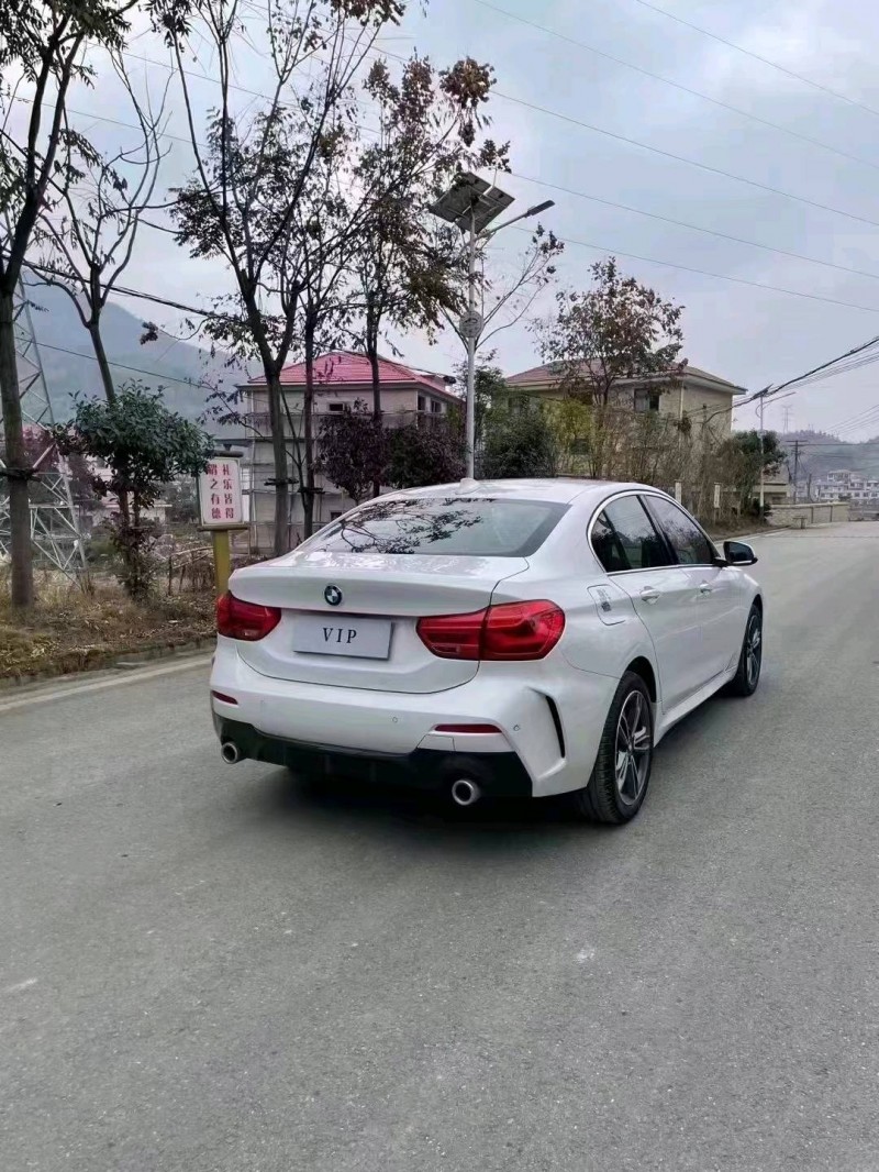 宜春22年宝马1系4