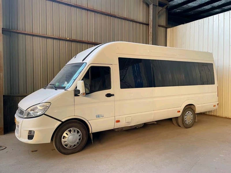 济宁18年依维柯都灵2