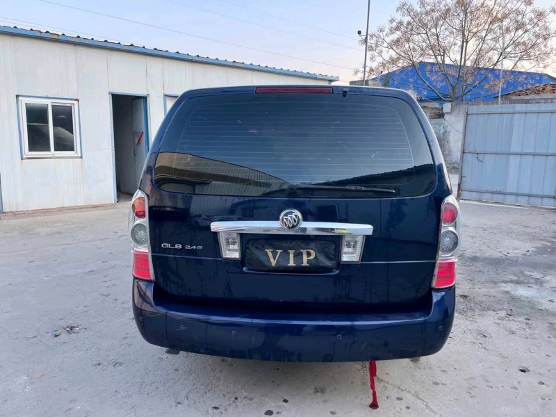 济宁13年别克GL81