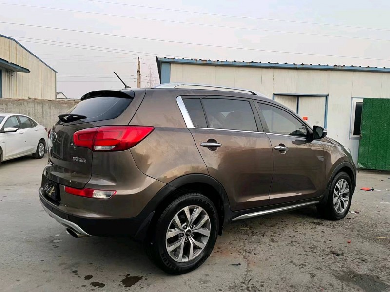 济宁15年起亚智跑7