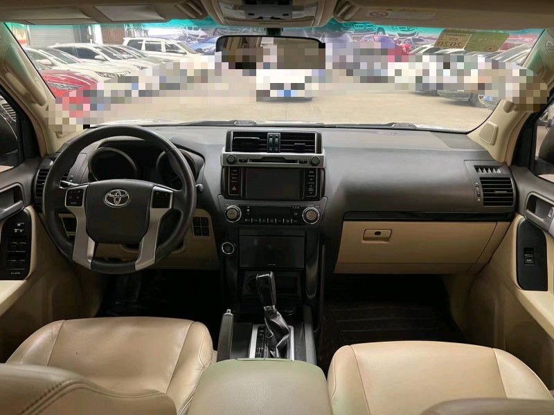 济宁14年丰田普拉多6