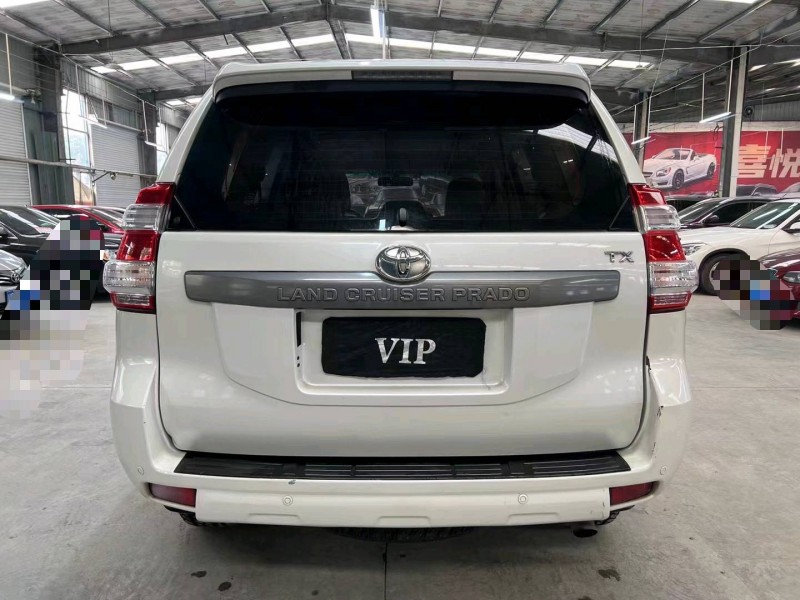 济宁14年丰田普拉多1