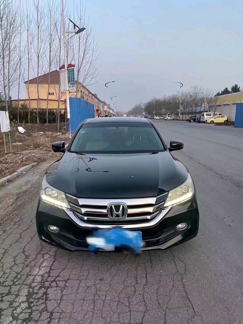 东营13年本田雅阁1