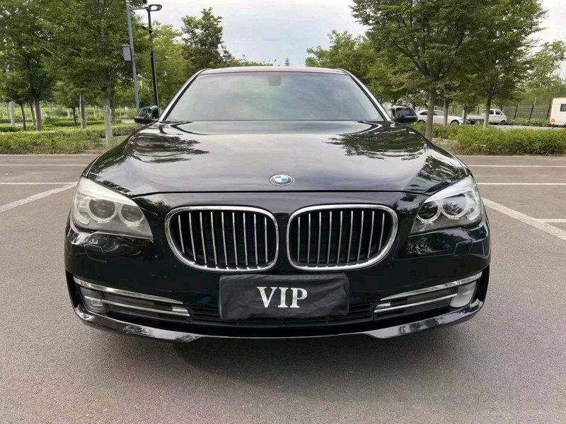 济宁15年宝马7系1