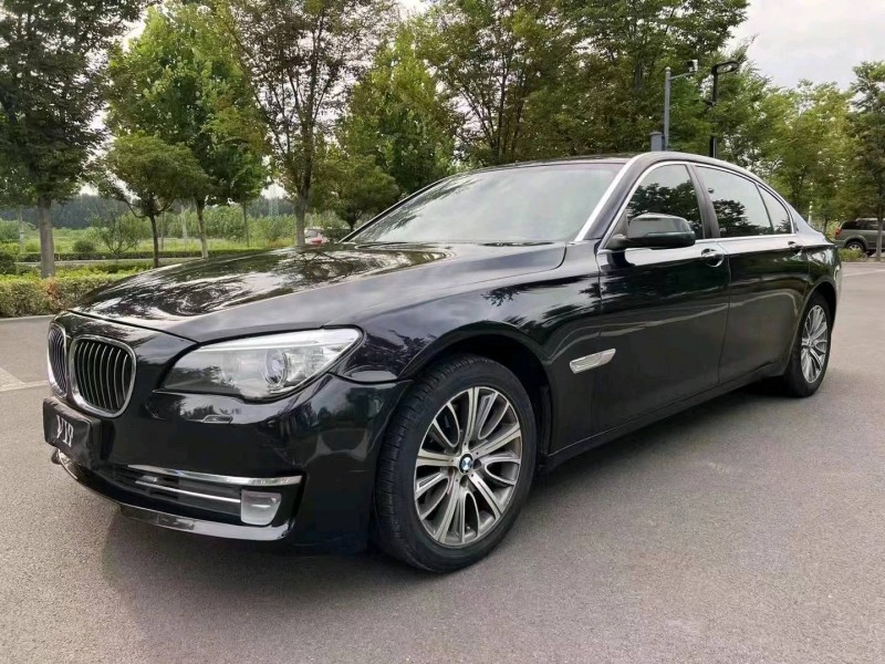 济宁15年宝马7系3