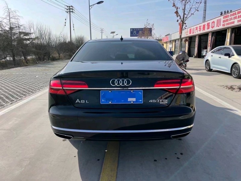 枣庄17年奥迪A8L2