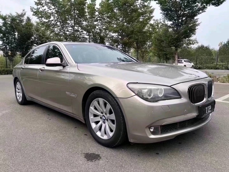 济宁12年宝马7系2