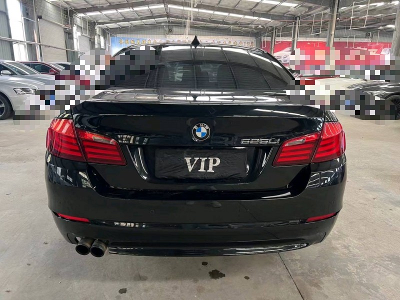 济宁13年宝马5系9