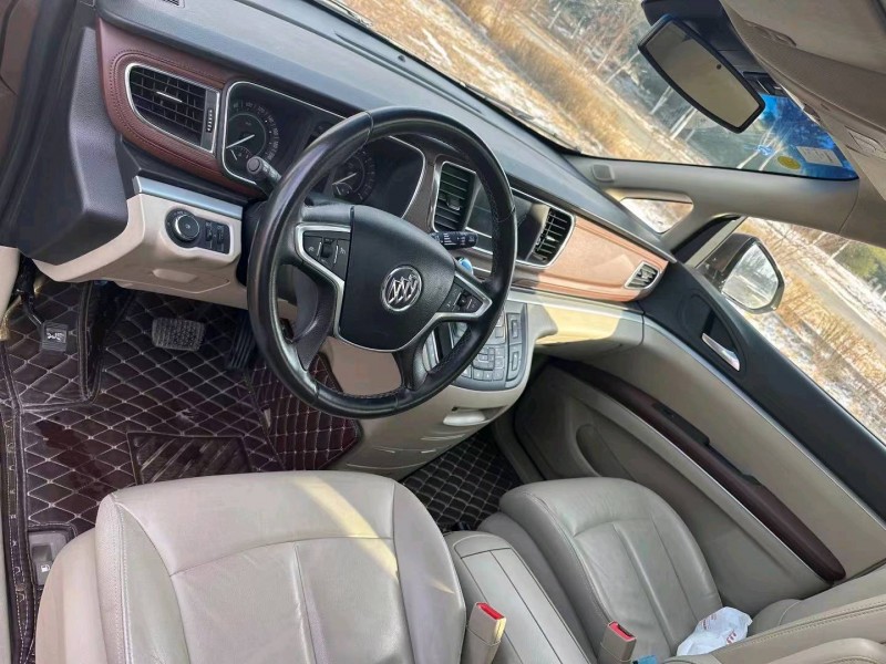 枣庄19年别克GL86