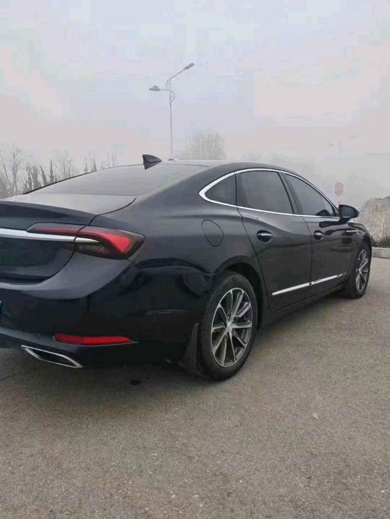 枣庄20年别克君越3