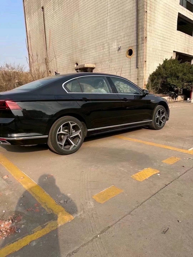 邯郸23年大众迈腾1