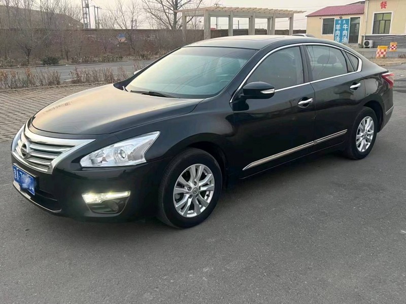 邯郸15年日产天籁3