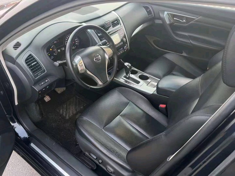 邯郸15年日产天籁5