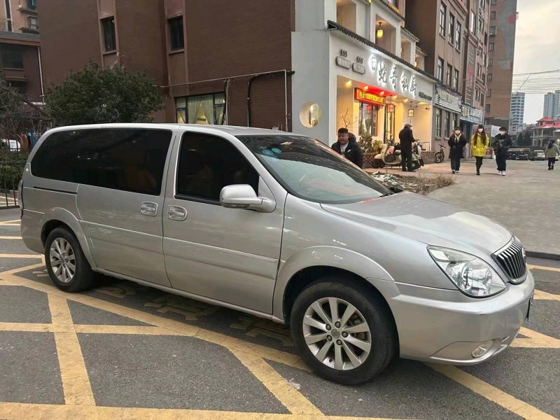 宜春13年别克GL82