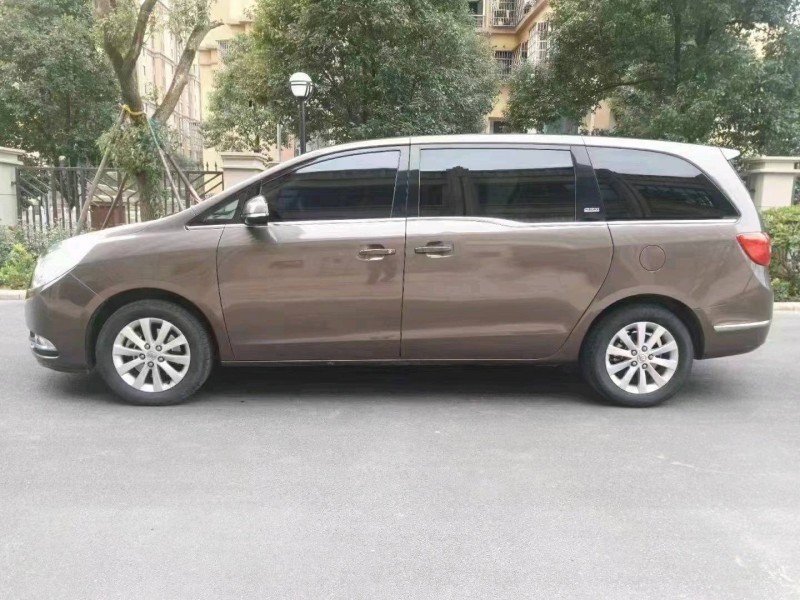 宜春16年别克GL85