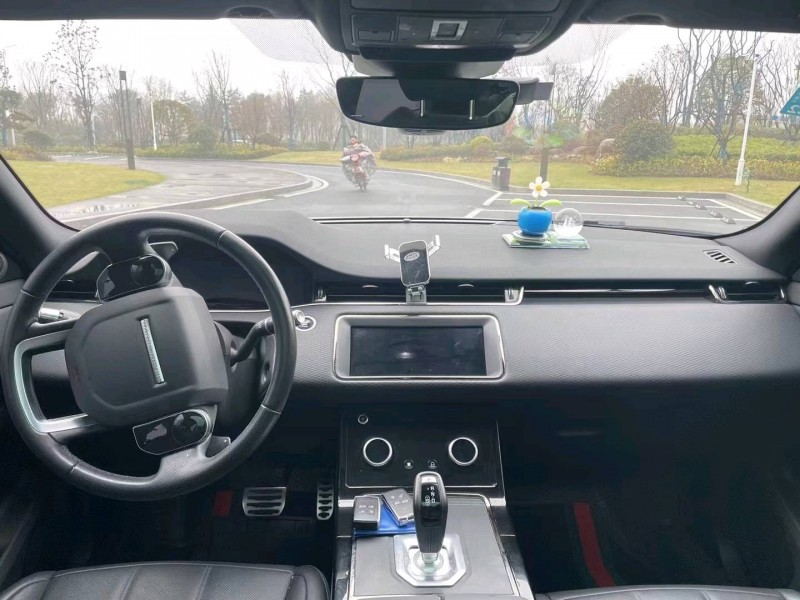 常州20年路虎揽胜极光(进口)5