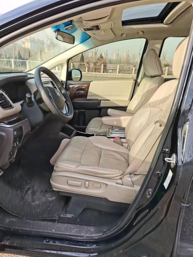 枣庄18年本田奥德赛2