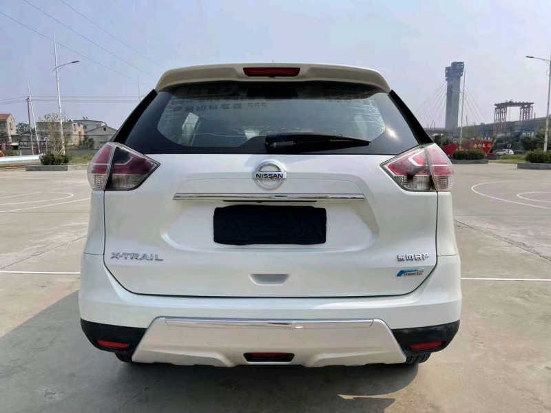 宜昌16年日产奇骏7