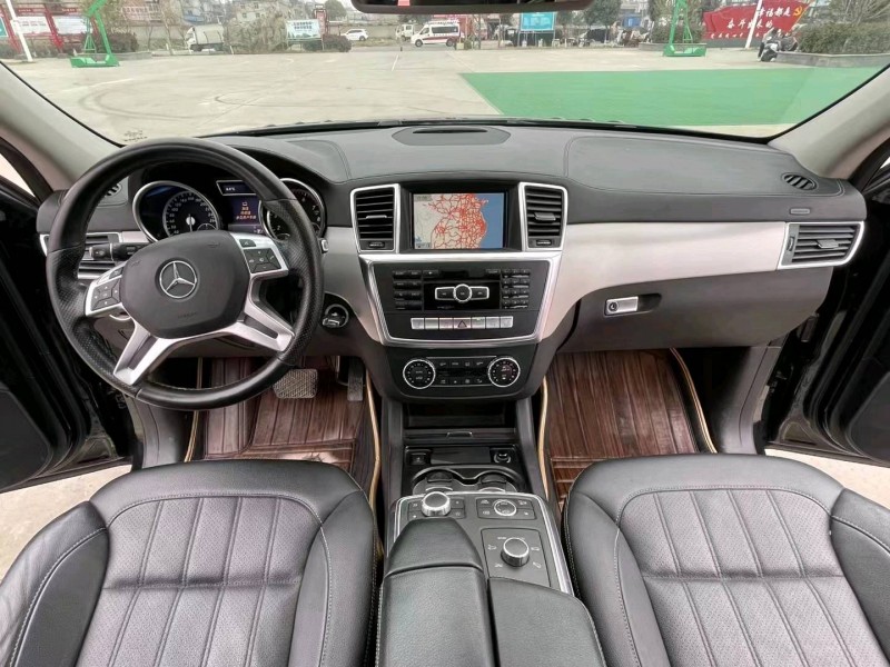 宜昌16年奔驰GL4