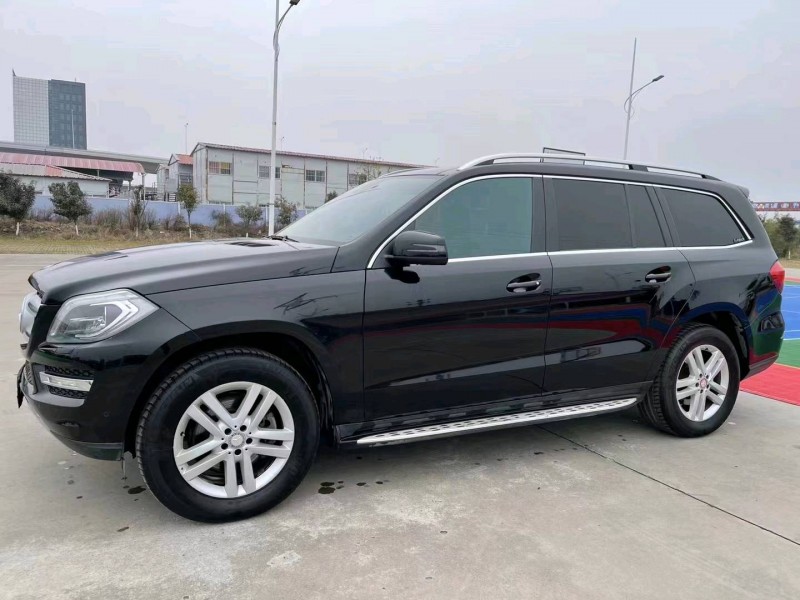 宜昌16年奔驰GL8