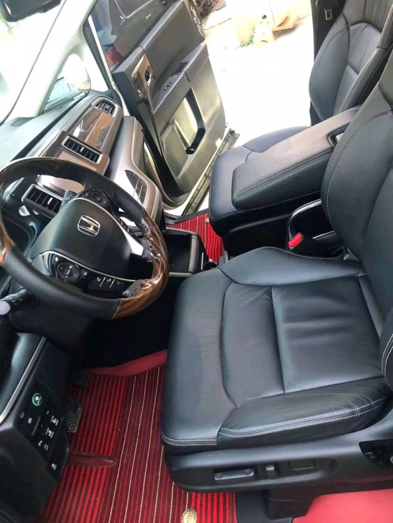 宜昌19年本田艾力绅4