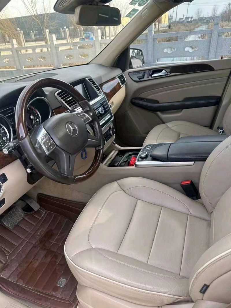 常州12年奔驰ML2