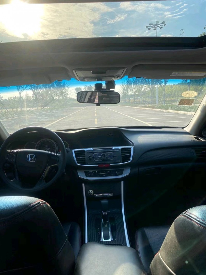 徐州15年本田雅阁5