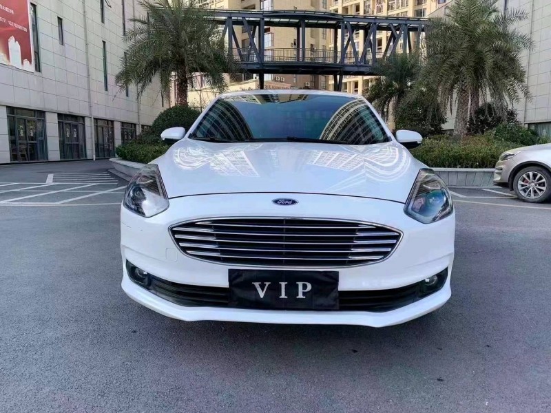 宜春21年福特福睿斯1