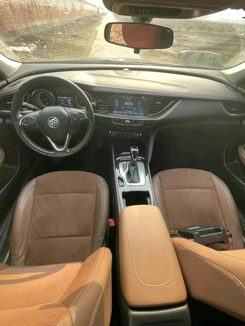 嘉兴19年别克君威1