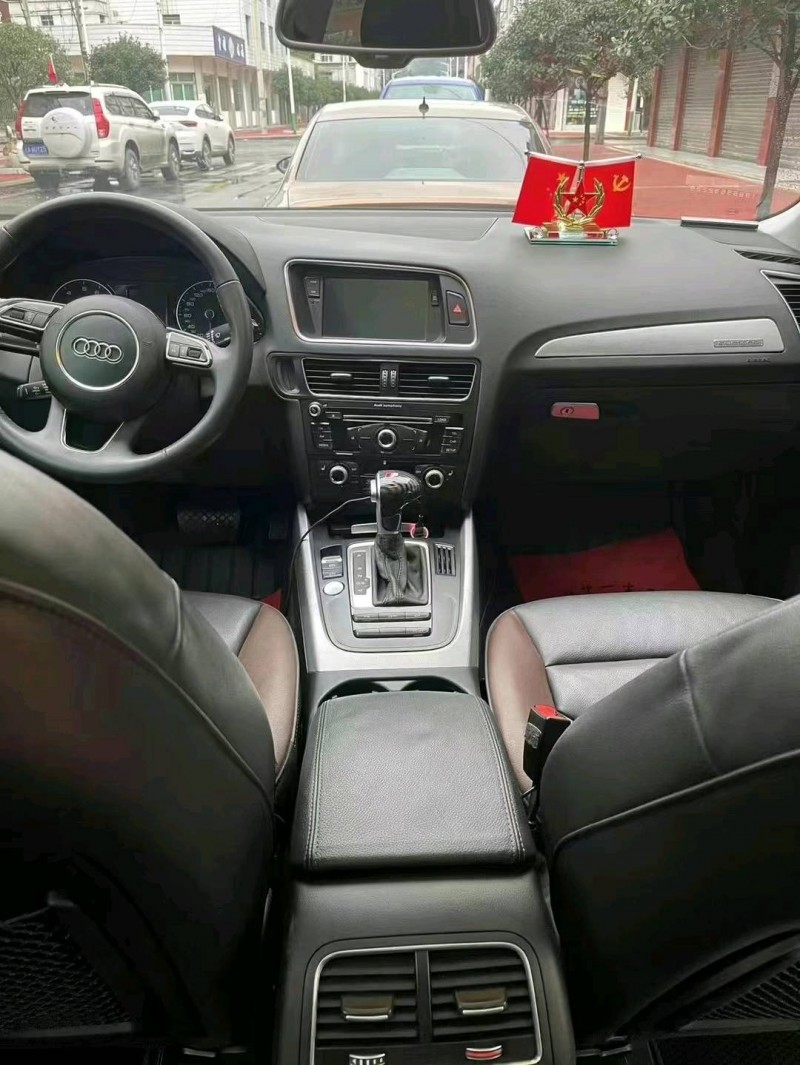 嘉兴18年奥迪Q58
