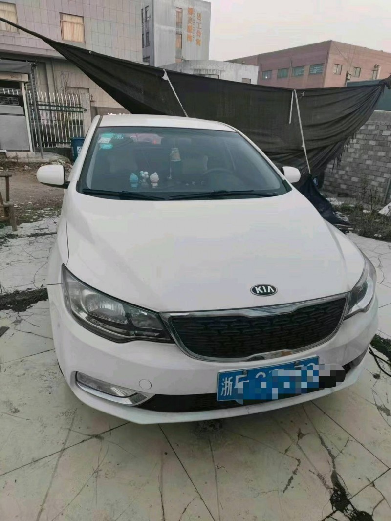嘉兴15年起亚福瑞迪5