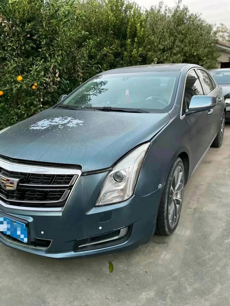 嘉兴16年凯迪拉克XTS1