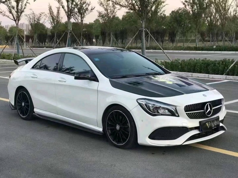 徐州17年奔驰CLA3
