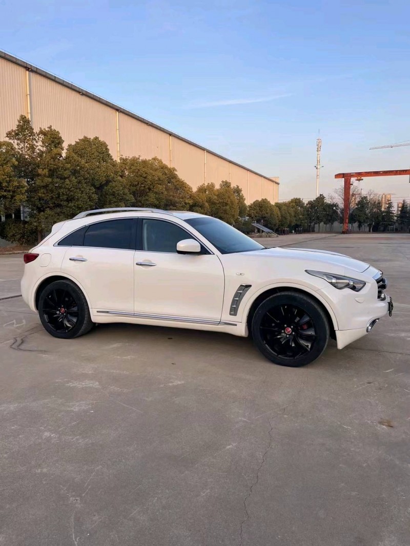 宿遷15年英菲尼迪QX708
