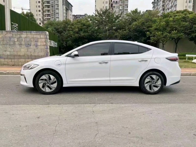 嘉兴21年现代领动3