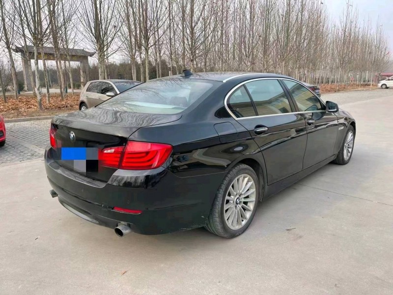 济南12年宝马5系3